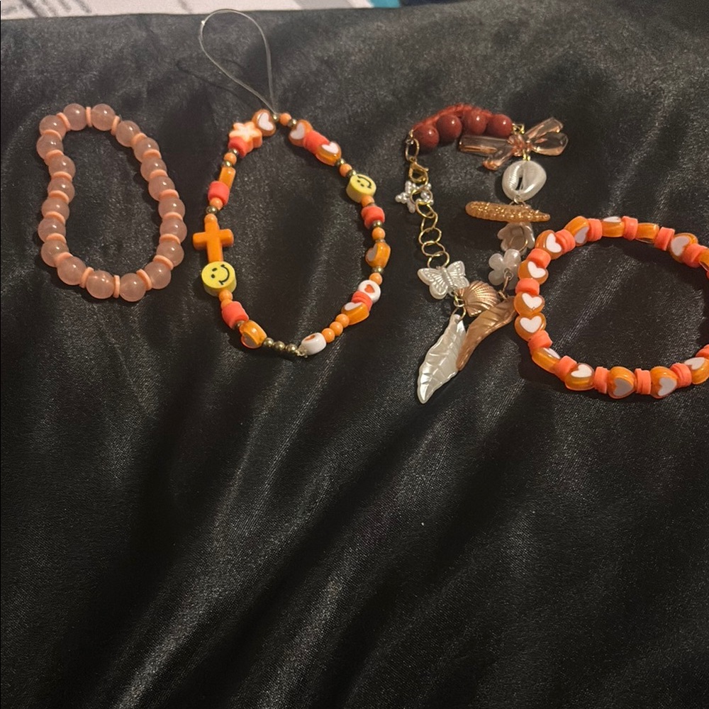 Unique Vintage Orange and Pink Beaded Jewelry Set